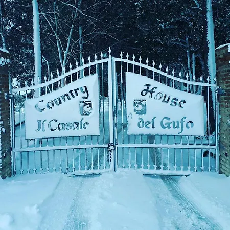 ベッド・アンド・ブレックファスト Casale Del Gufo キアラヴァッレ