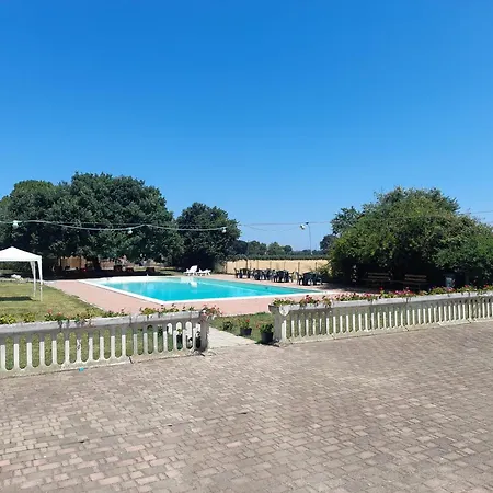 Casale Del Gufo キアラヴァッレ