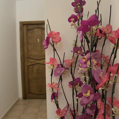 Casale Del Gufo 3* キアラヴァッレ