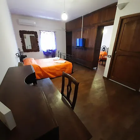 Casale Del Gufo キアラヴァッレ