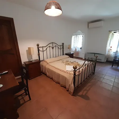 Casale Del Gufo Bed & Breakfast