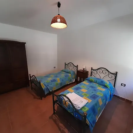 ベッド・アンド・ブレックファスト Casale Del Gufo 3*