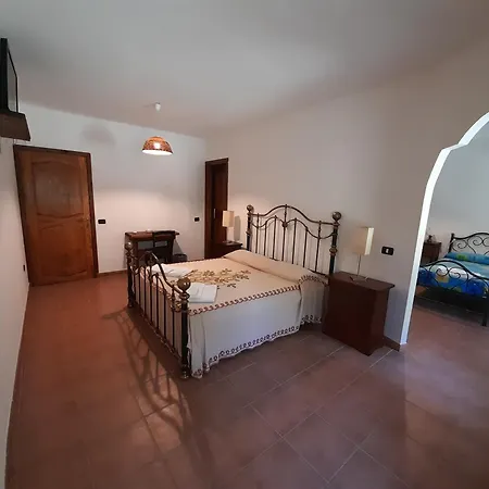Casale Del Gufo Bed & Breakfast Chiaravalle